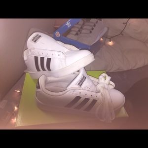 ADIDAS CLOUDFOAM SHOES